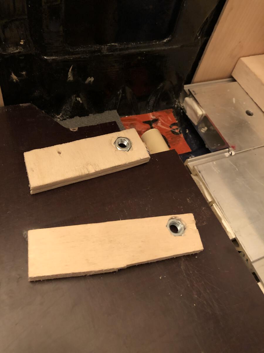 Hulpstukjes met moeren